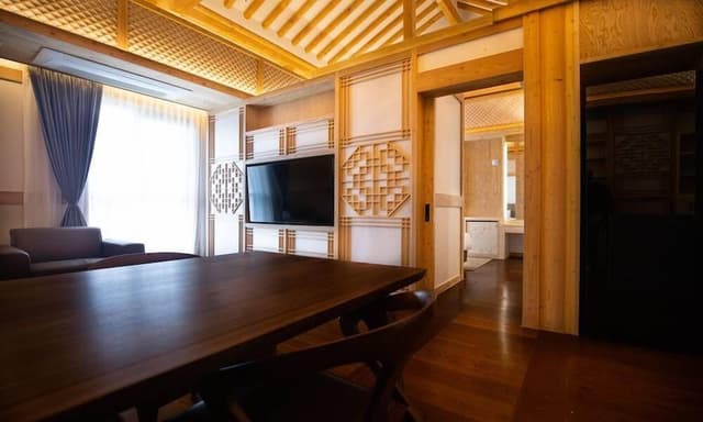 Superior Suite