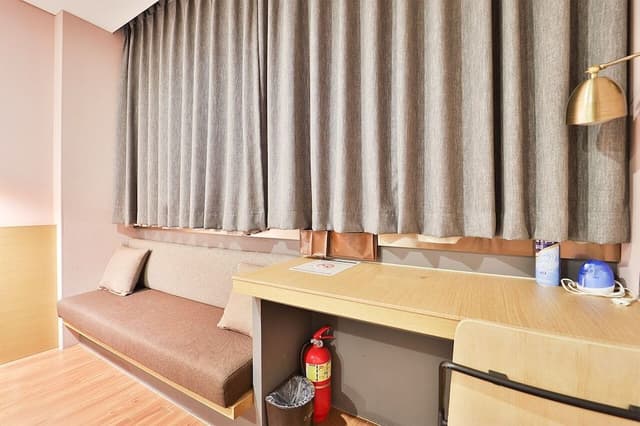 Standard Twin Room (NO Sea View)