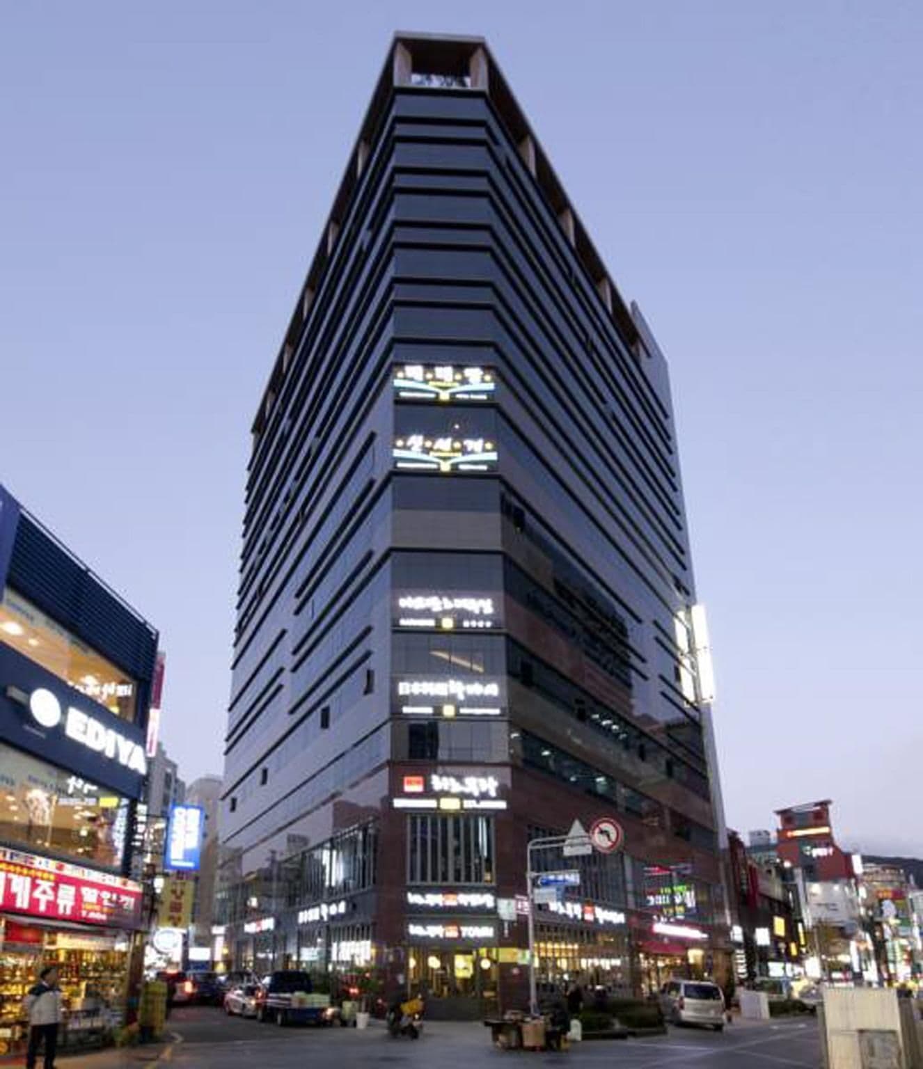 โรงแรมอาร์บัน โรงแรมอาร์บัน