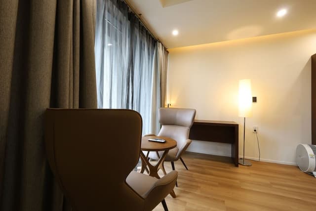 Terrace Twin - Free Netflix Service