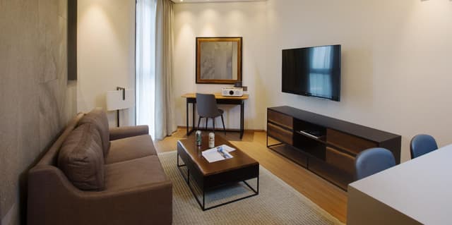 Premium Room