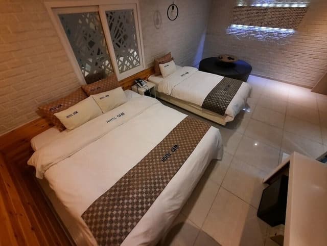Family Twin Room