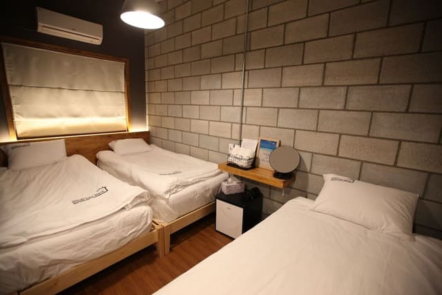 Triple Room