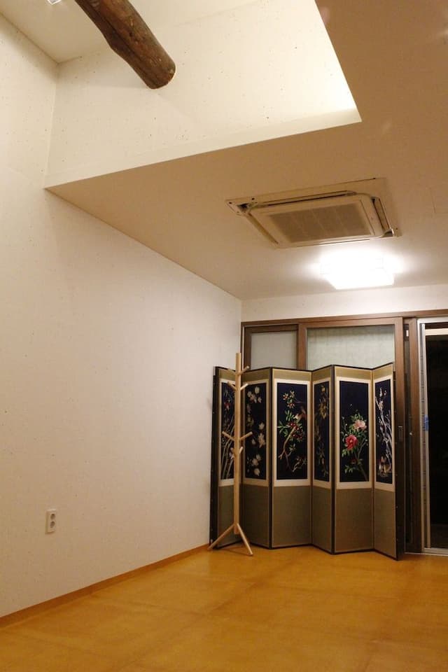 Traditional Room (Moa)