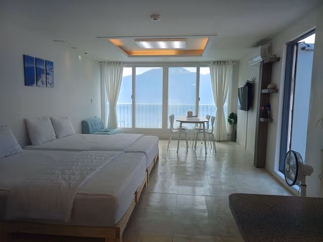 Double or Twin Room (Beethoven)