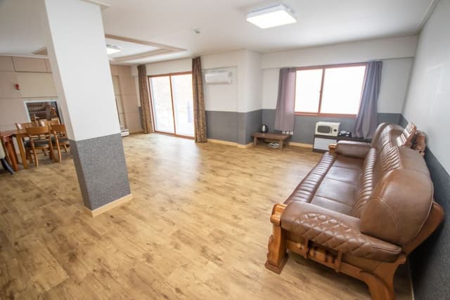 Villa, 4 Bedrooms (64PY)