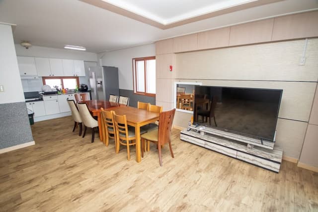 Villa, 4 Bedrooms (64PY)