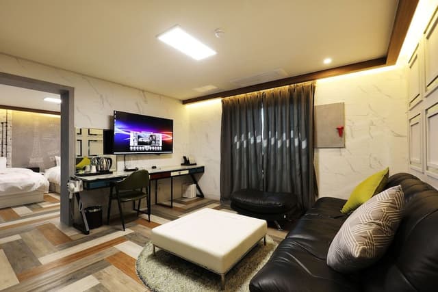 Suite