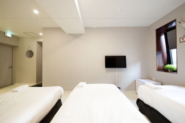 Triple Room