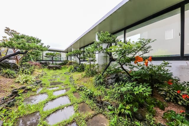 Garden Room