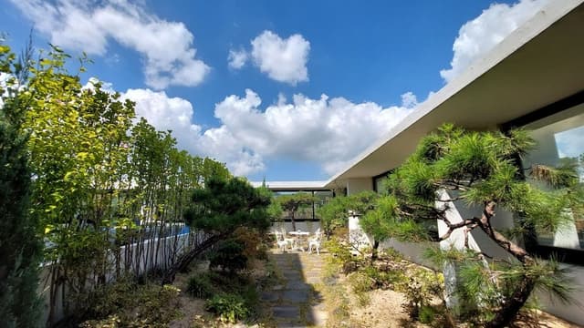 Garden Room