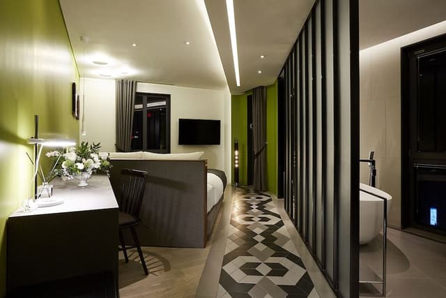 Deluxe Double Room, City View