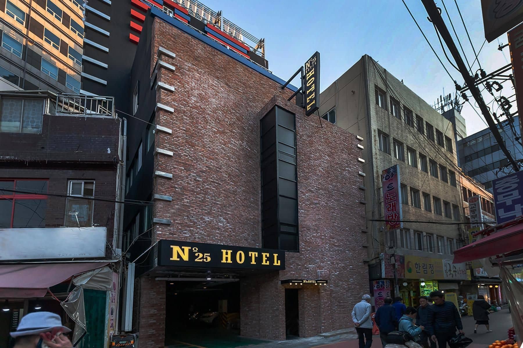 No.25 Hotel Busan (Seomyeon subway station) No.25 Hotel Busan (Seomyeon subway station)