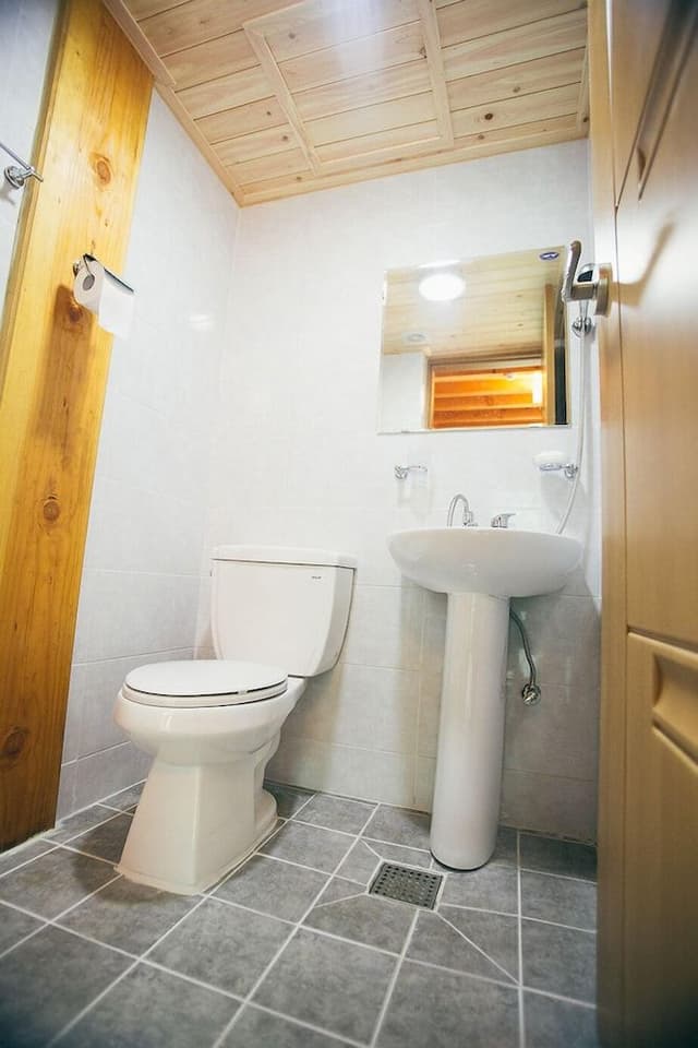 Traditional Room (Ondol)