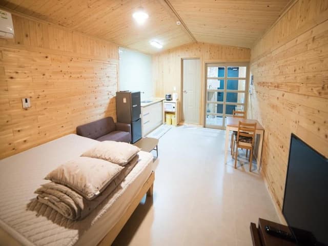 Basic Room, 1 Bedroom (Aneukhan spa room(random)-2)