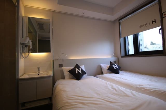 Standard Twin Room