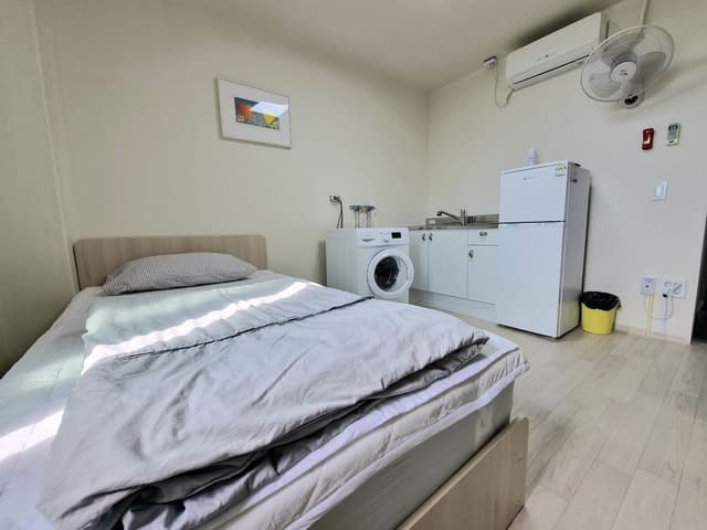 Basic Single Room