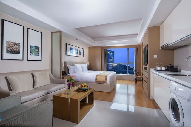 Studio King Bed Room