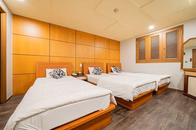 Triple Room