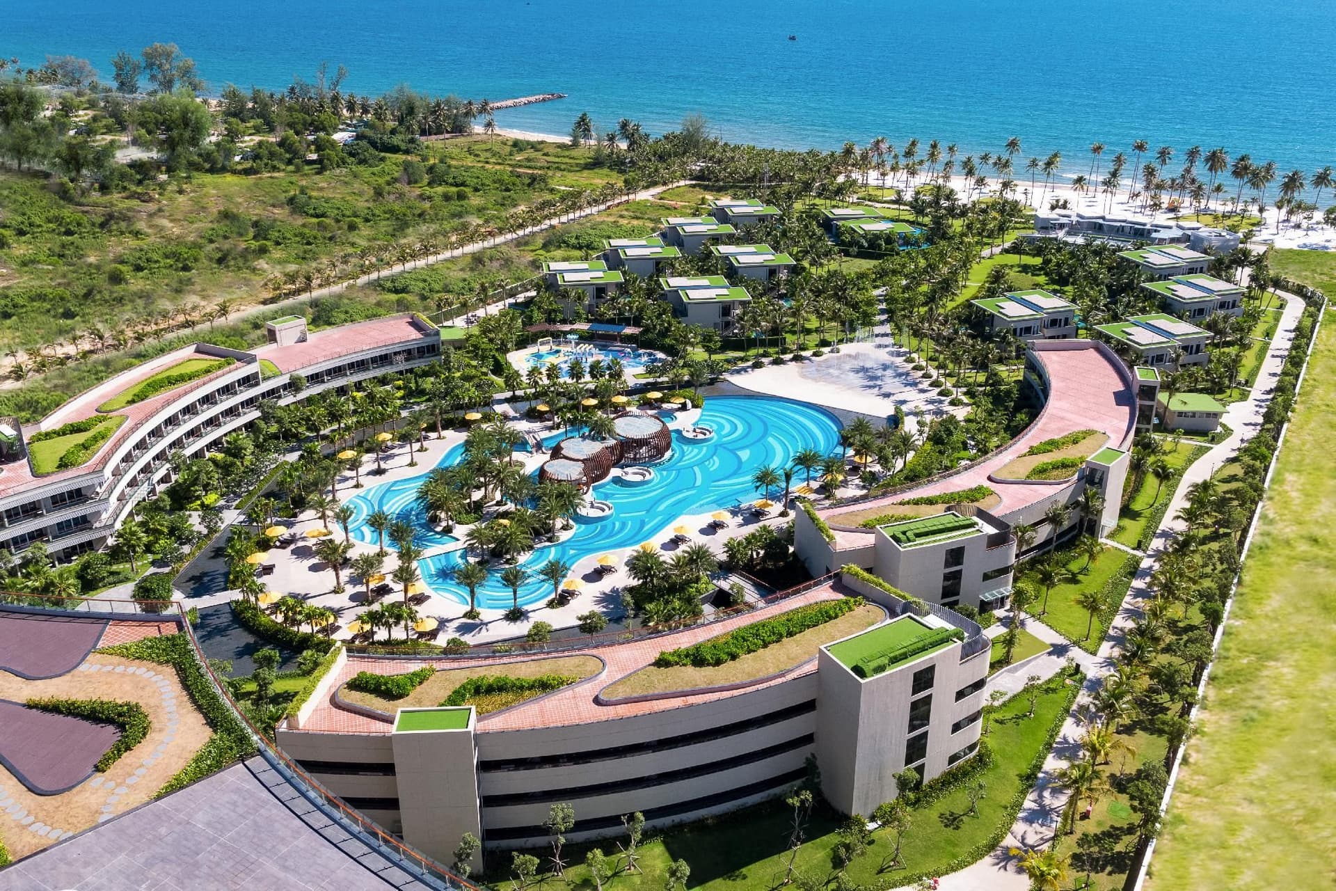 Pullman Phu Quoc Beach Resort Pullman Phu Quoc Beach Resort