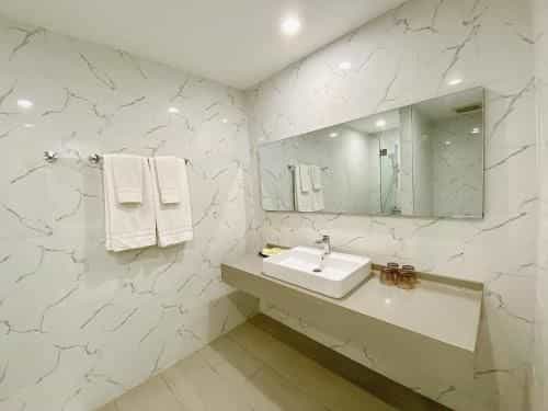 The Luxe Hotel Chau Doc The Luxe Hotel Chau Doc