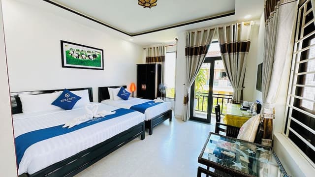 Deluxe Triple Room, City View