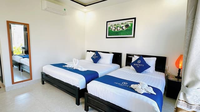 Deluxe Triple Room, City View