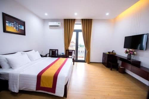 Deluxe Double Room with Balcony