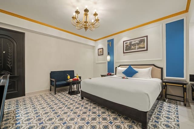 Economy Room