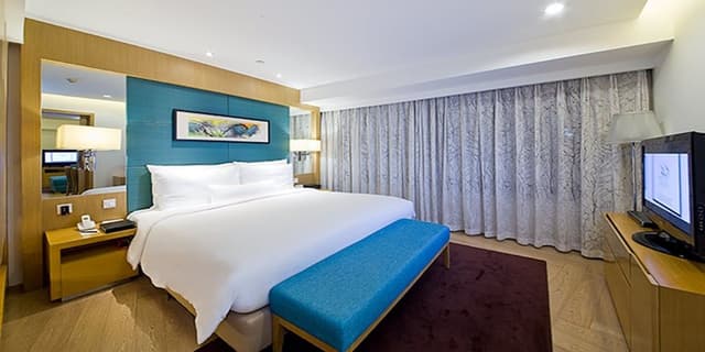 One-Bedroom Deluxe