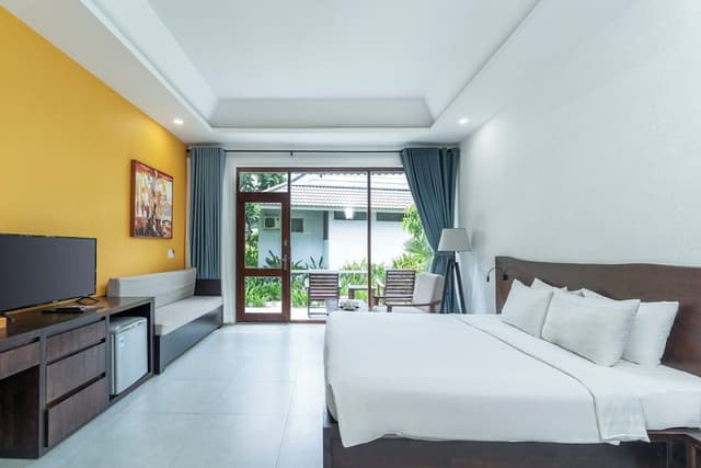 Exclusive Bungalow, 1 King Bed, Garden View