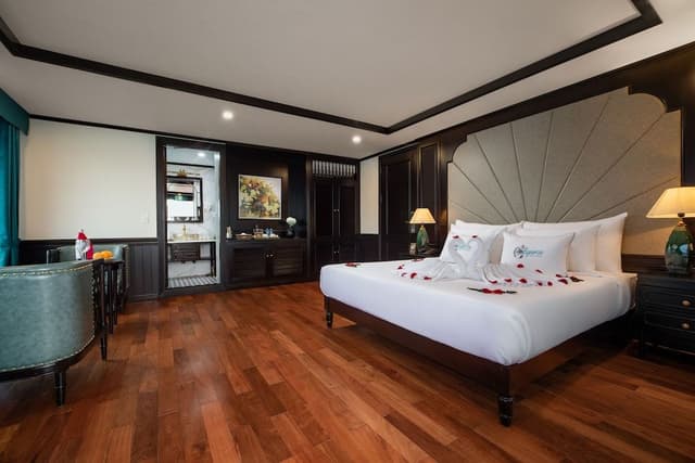 Executive Suite, Balcony (2D1N)