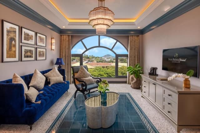 Executive Suite