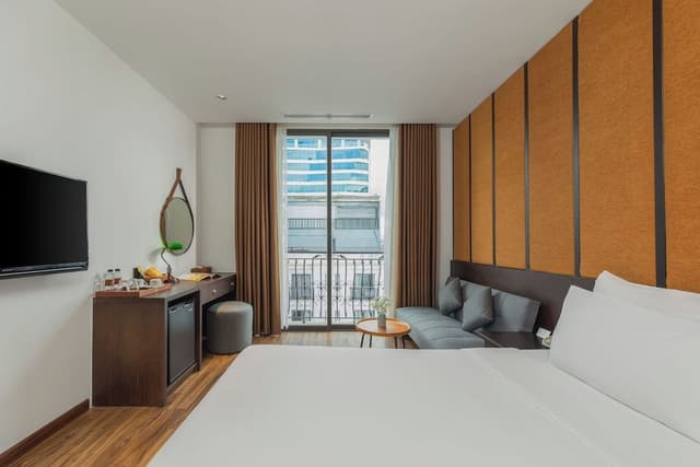 Deluxe Double Room, Balcony, City View