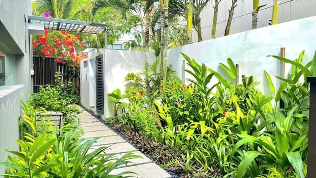 Beachfront Pool Villa