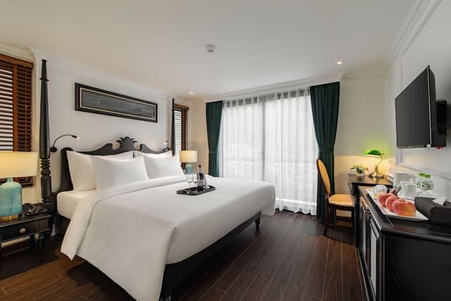 Deluxe Double Room (No View)