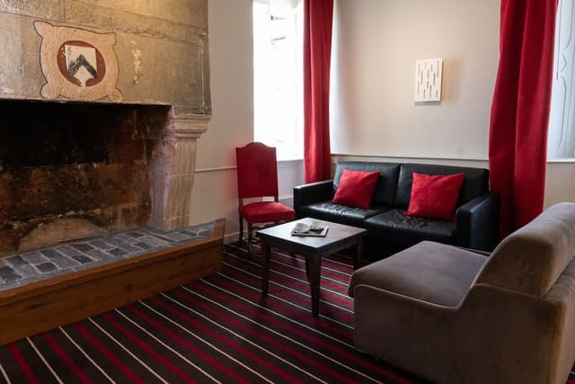 Superior Quadruple Room - Castle View
