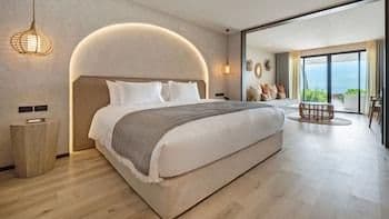 Mini Suite Beachfront