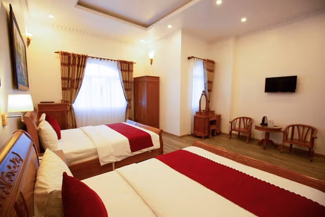 Deluxe Family Room