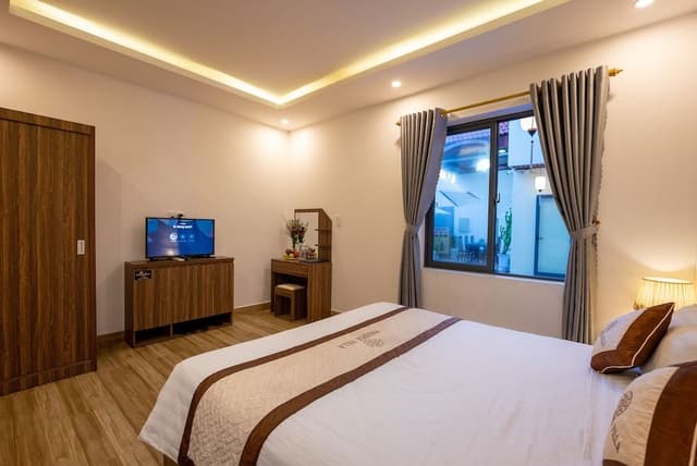 Deluxe Double or Twin Room