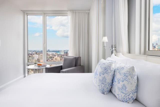 Premium Room, 1 Queen Bed