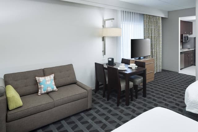 Studio, Multiple Beds (Hearing Accessible)