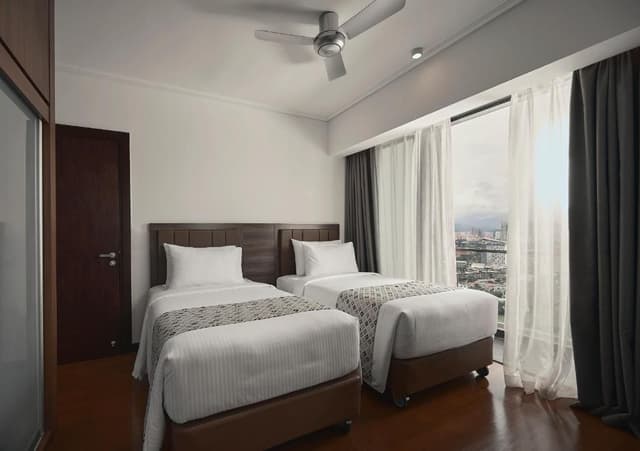 4 Bedroom Executive