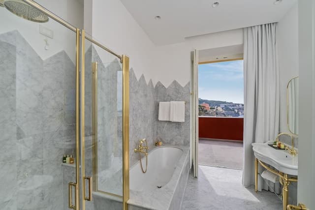 Junior Suite, Hot Tub, Sea View (Deluxe)