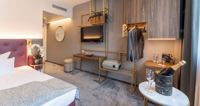 Premium Single Room