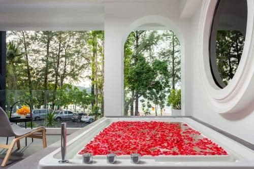 Oceanfront Terrace Suite