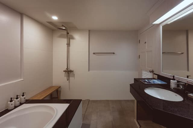 Anona Resident Studio