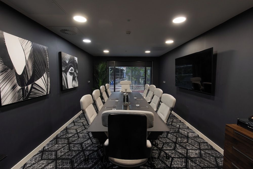 CitySuites II4