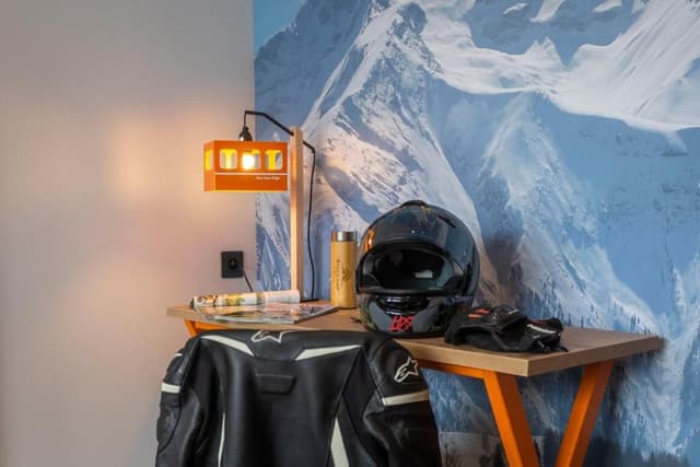 Double Room with Mountain View