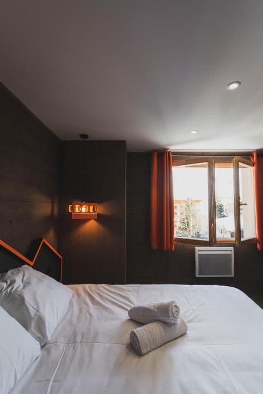 Double Room with Mountain View